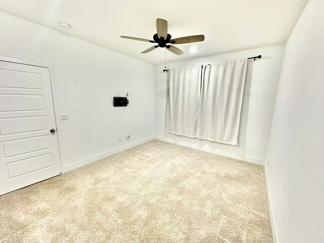 Building Photo - Newly Built Clovis 3/2