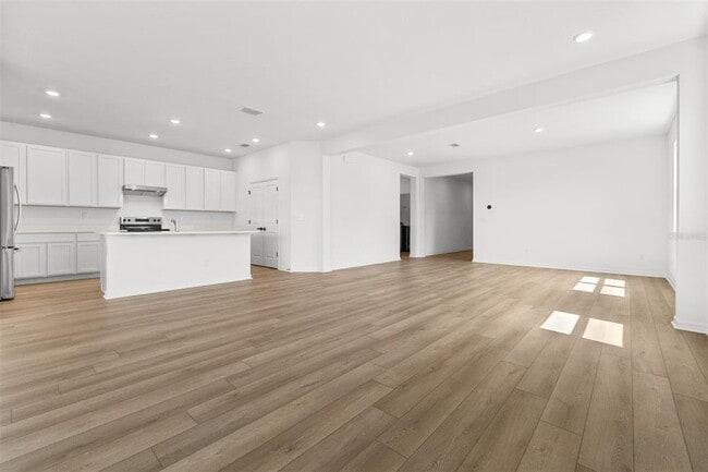 Building Photo - 29308 Kinsington Ct