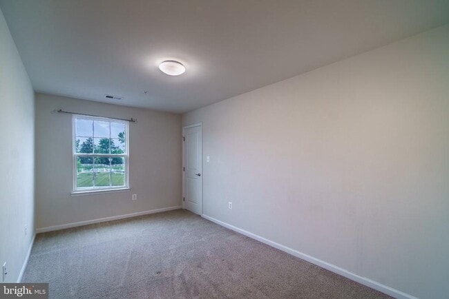 Building Photo - 6573 Autumn Olive Dr