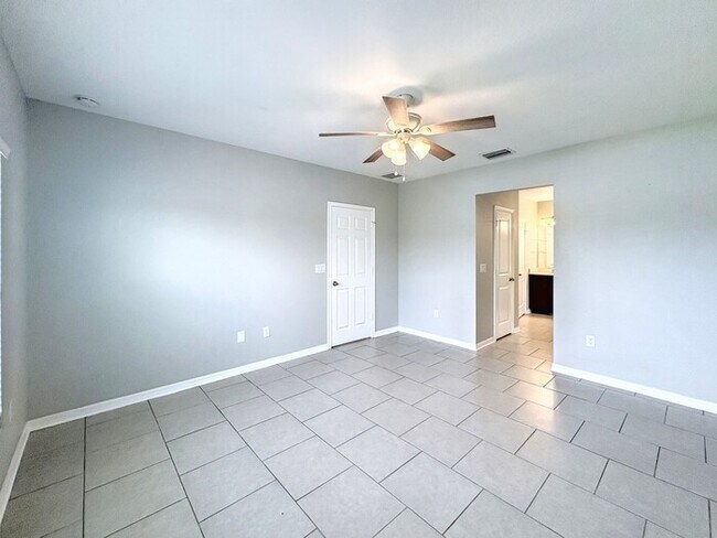 Building Photo - 4513 Windy Hammock Way