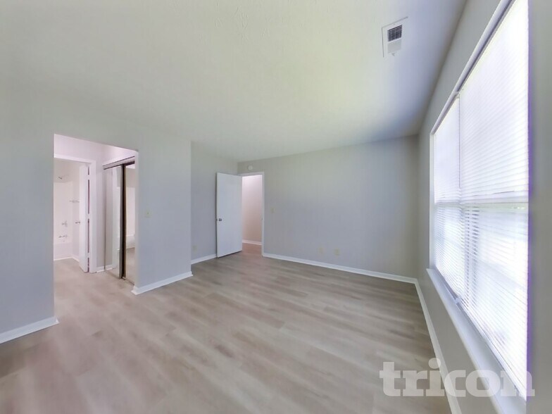 Building Photo - 4914 Marigold Ln
