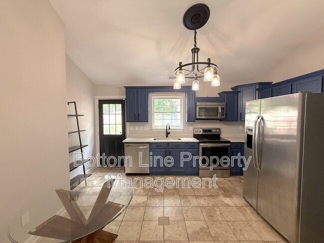 Building Photo - 7547 Fallow Ln