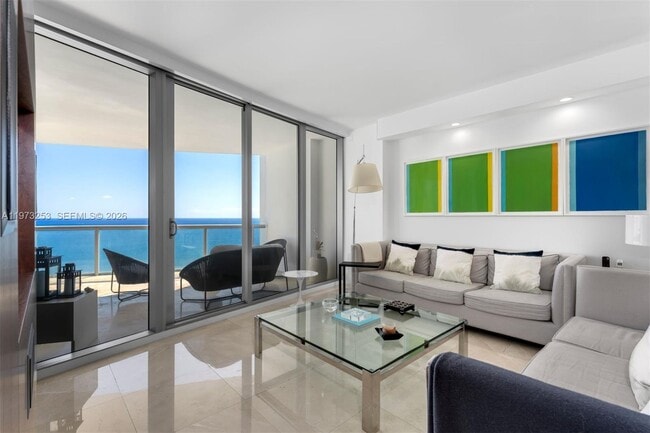 Building Photo - 17121 Collins Ave