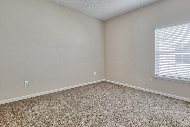 Building Photo - 78 Concave Ln