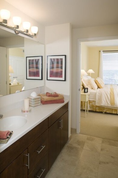 One of the 2 bathrooms - 105 Christina Landing Dr