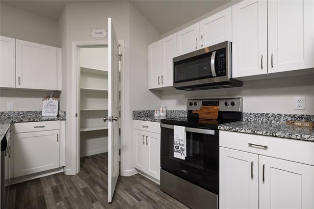 Building Photo - 953 Ben Dr