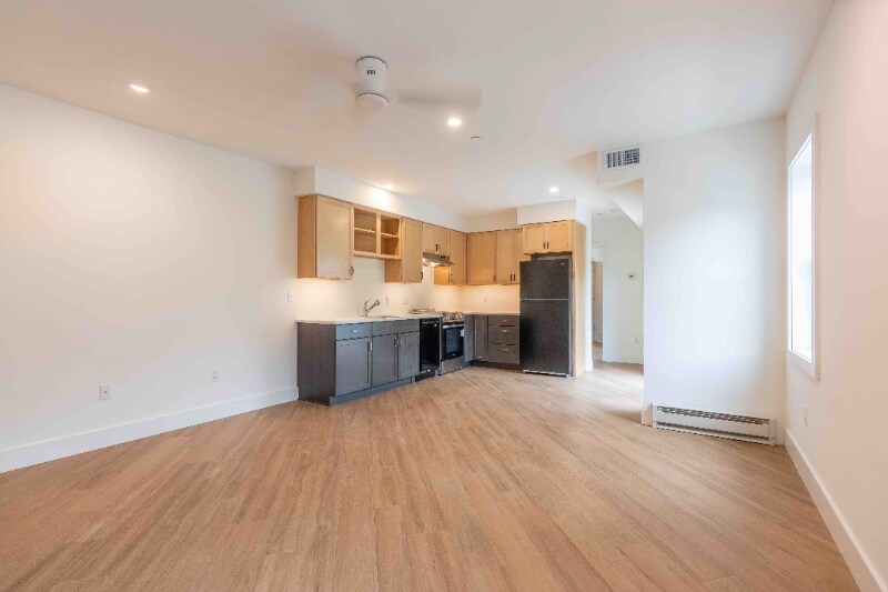 Building Photo - 517 18th St