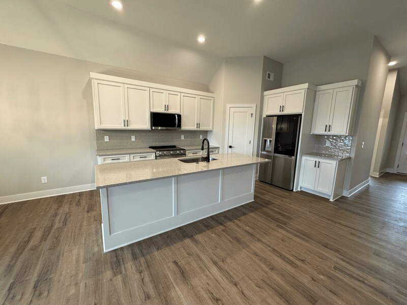 Building Photo - 1448 SW Winthrop Dr