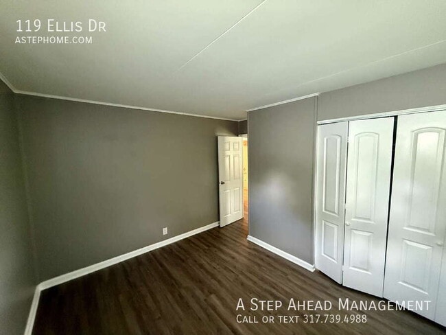 Building Photo - 119 Ellis Dr