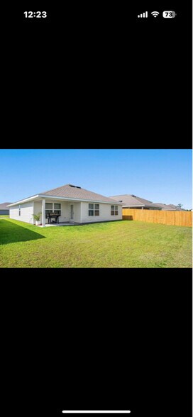 Building Photo - 4093 Brighton Blvd.