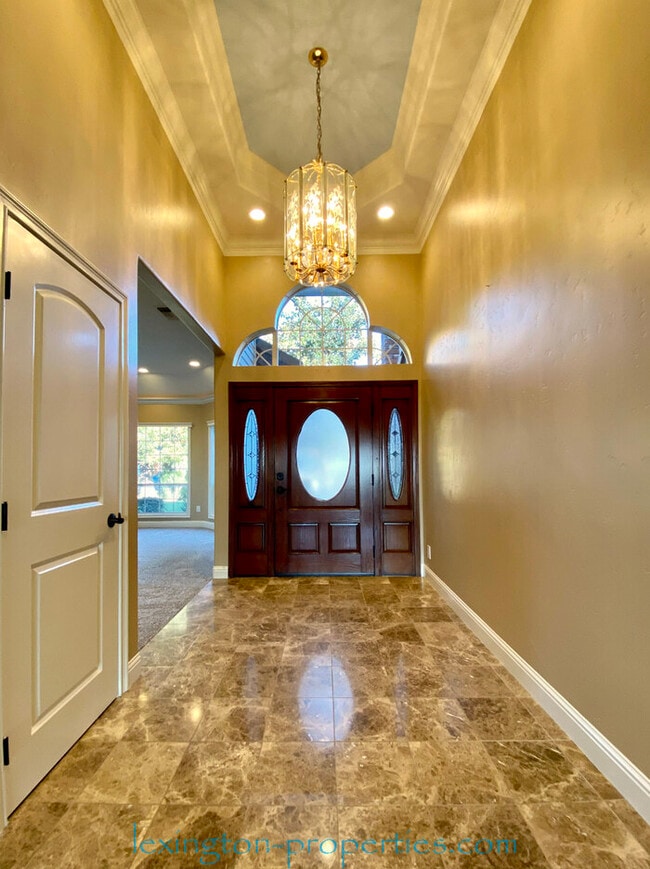 Building Photo - 149 Cascade Falls Dr