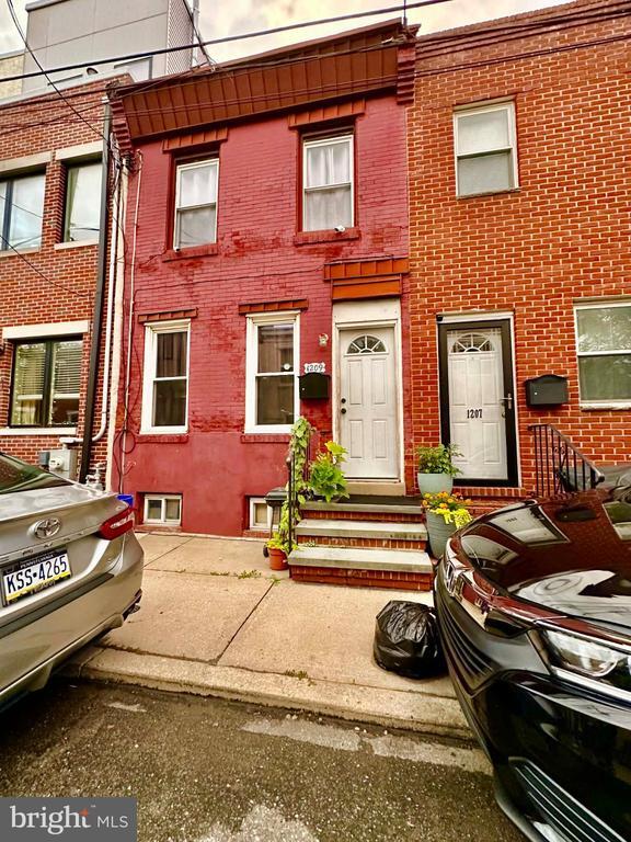 Building Photo - 1209 Peters St