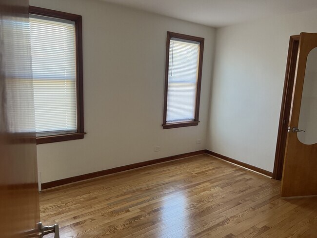 Building Photo - 2247 N 75th Ave