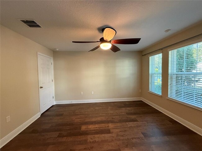 Building Photo - 1130 Clifton Springs Ln