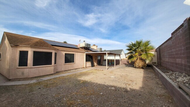 Building Photo - SIERRA SUNRISE - Whiton St.