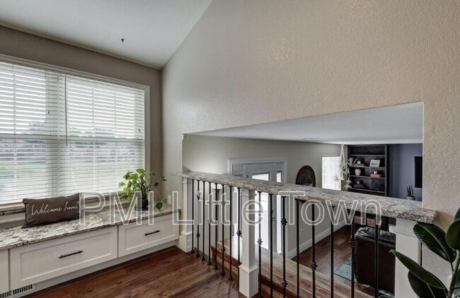 Building Photo - 16681 Martingale Dr