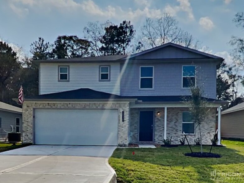 Building Photo - 10122 Cerritos dr