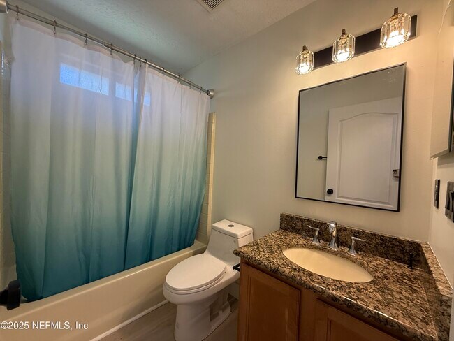 Building Photo - 12244 Lake Fern Dr