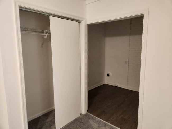Building Photo - FOR RENT - PORTSMOUTH