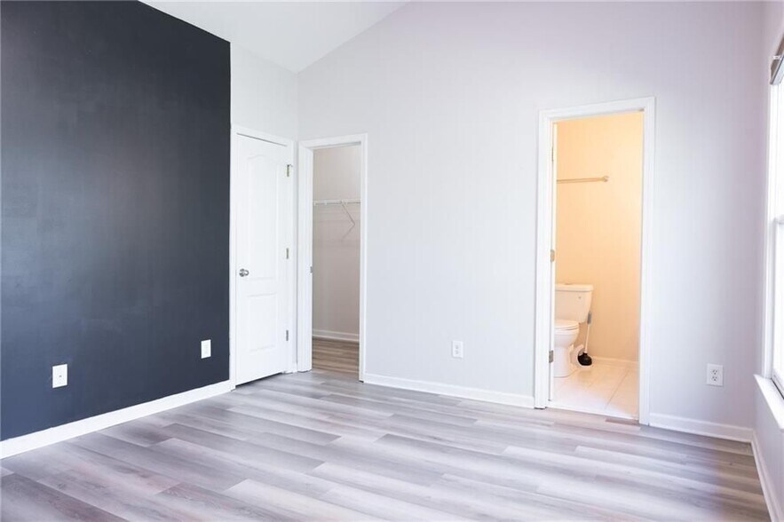 Building Photo - 1232 Harris Commons Pl