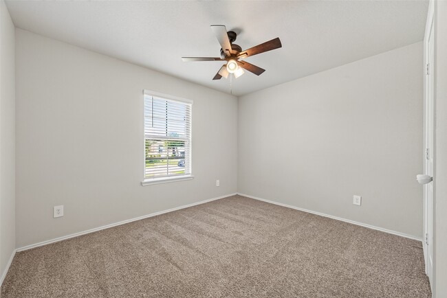 Building Photo - 21501 Rustic Elm Dr