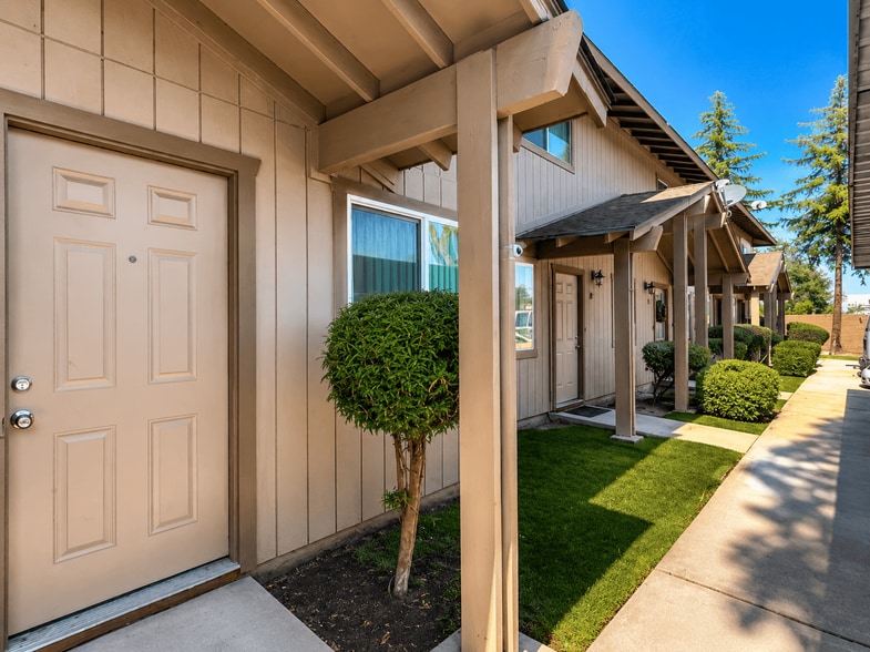 Building Photo - Willow Glen