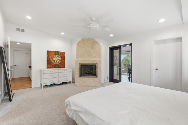 Building Photo - 28751 King Arthur Ct