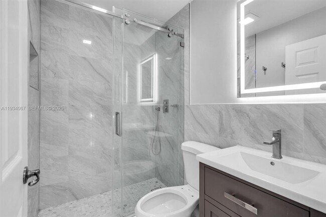 Building Photo - 5061 W 12th Ln