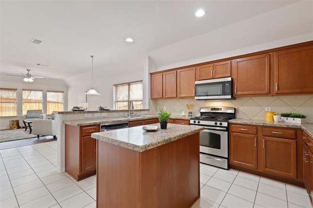 Building Photo - 115 Bird Creek Dr