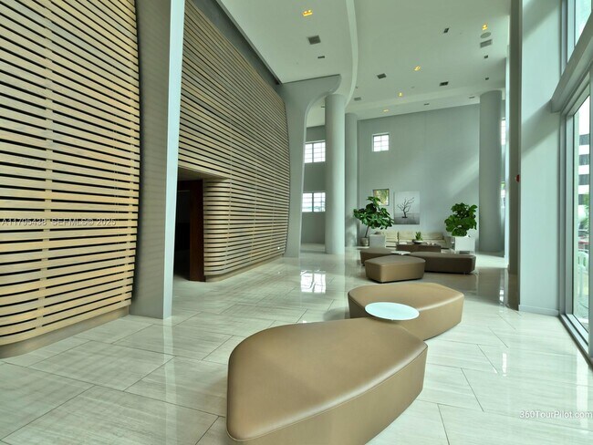 Building Photo - 6620 Indian Creek Dr