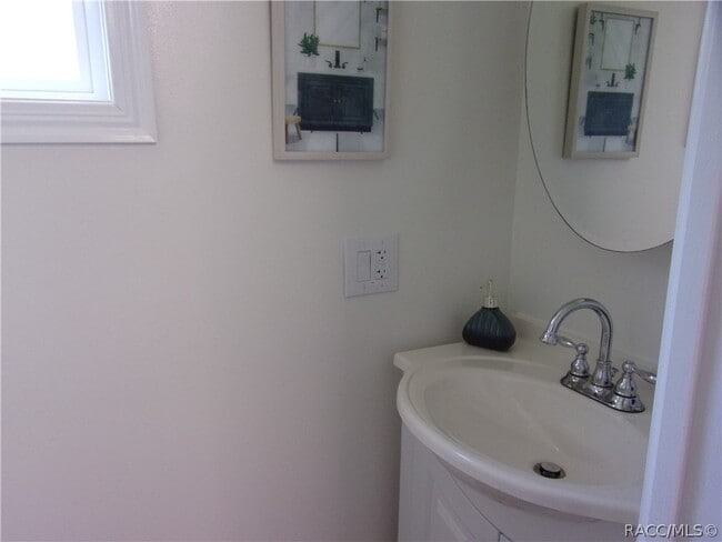 Building Photo - 8825 W Arber Ct