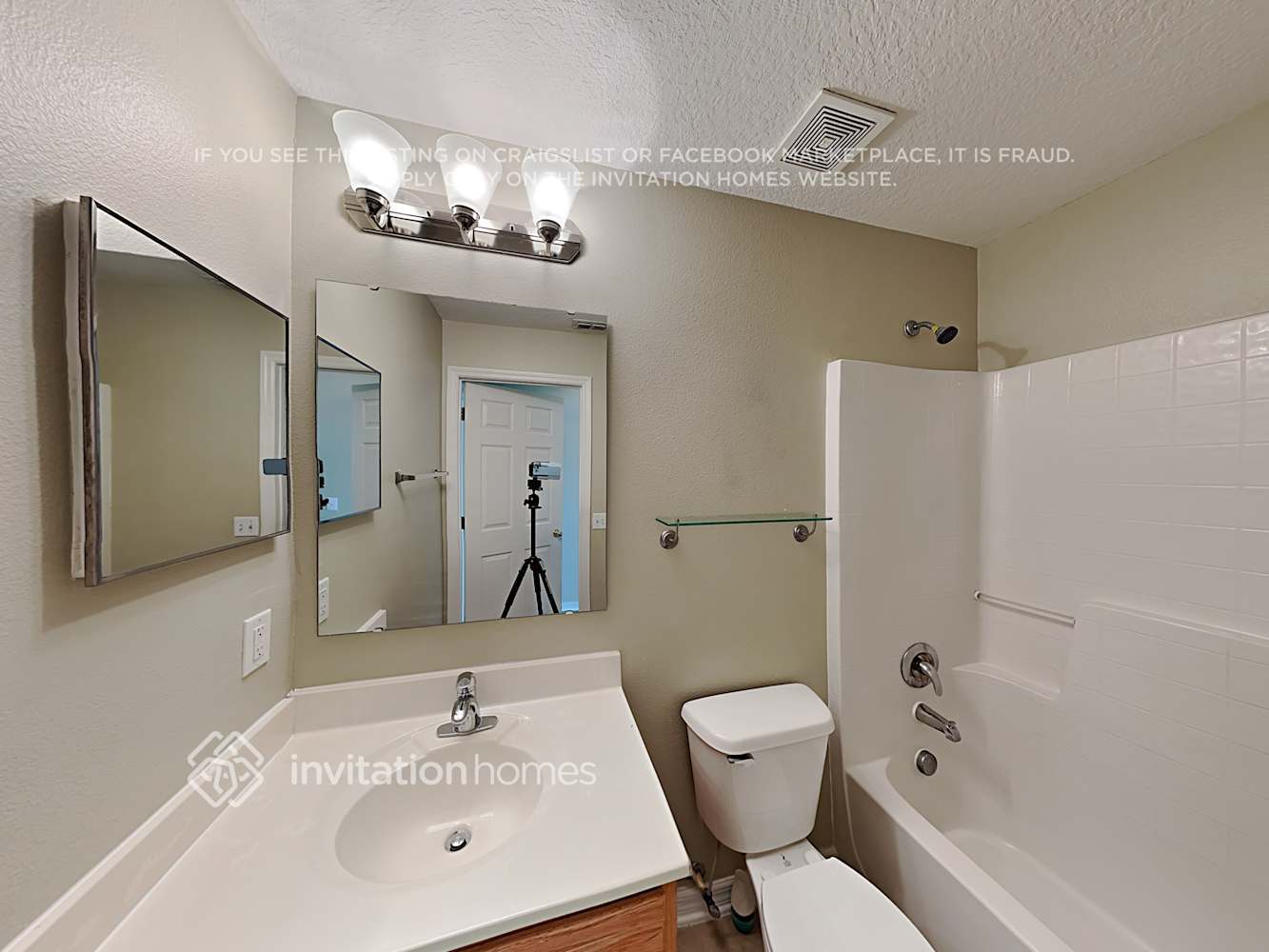 Building Photo - 5241 Silver Thistle Ln