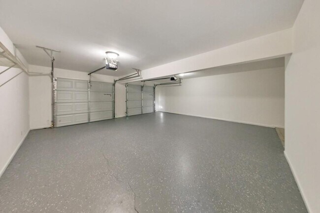 Building Photo - 4804 Thicket Path NW