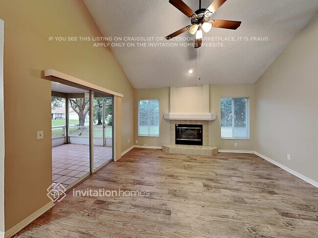 Building Photo - 1904 Paddock Dr