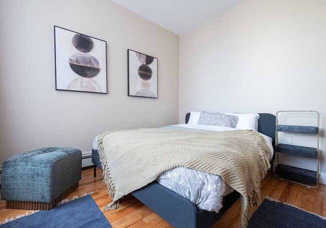 Building Photo - 245 W 113th St