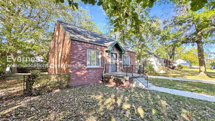 Building Photo - 4375 Guilford St