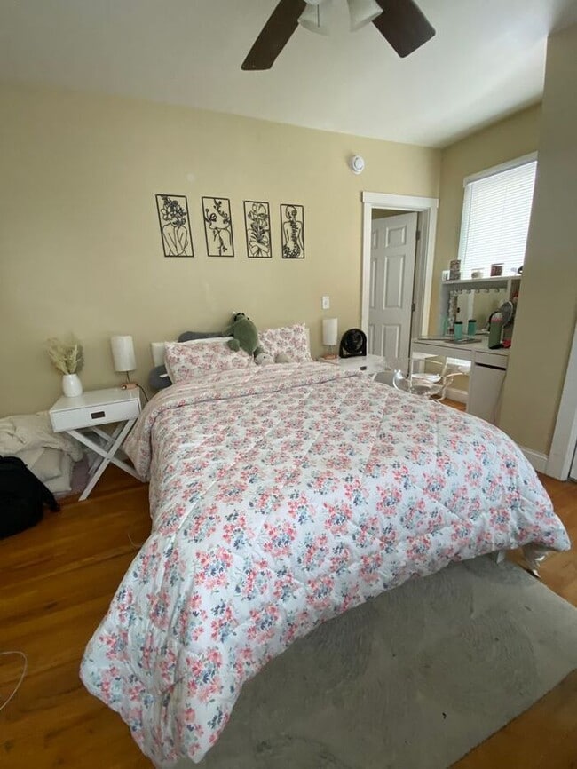 Building Photo - $4,800 | 8 Bedroom, 2 Bathroom Single Family Home | No Pets* | Available for August 1st, 2026 Mov...