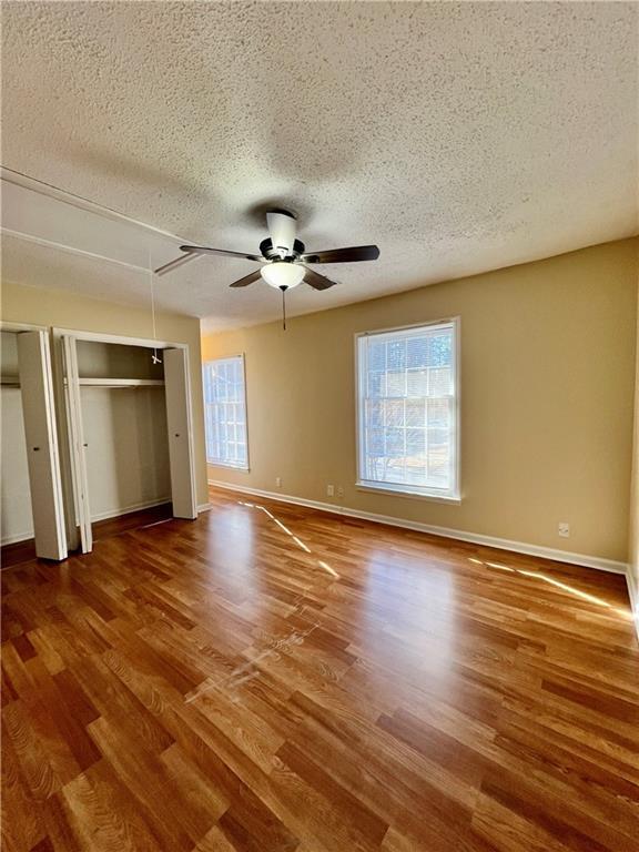 Building Photo - 3888 York Pl