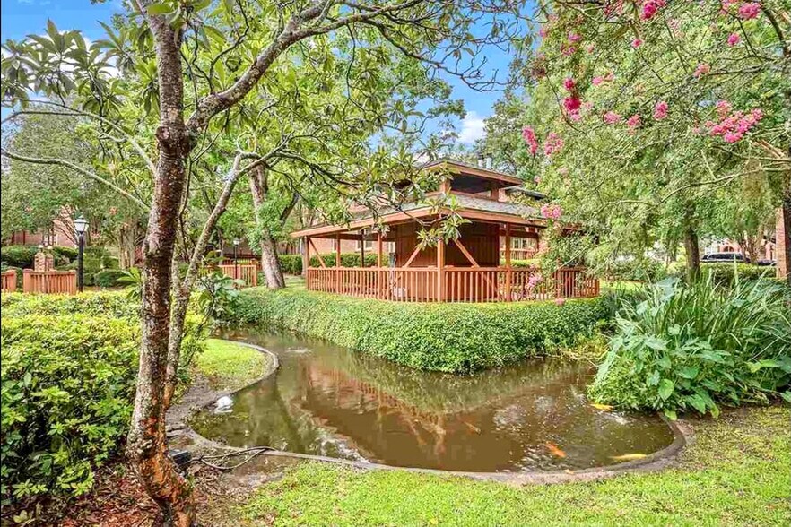 Building Photo - 360 S Franklin Blvd