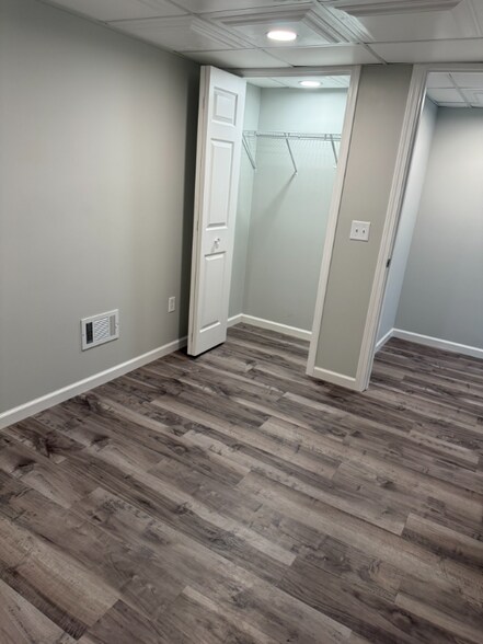 Building Photo - 1059 Crown Point Dr