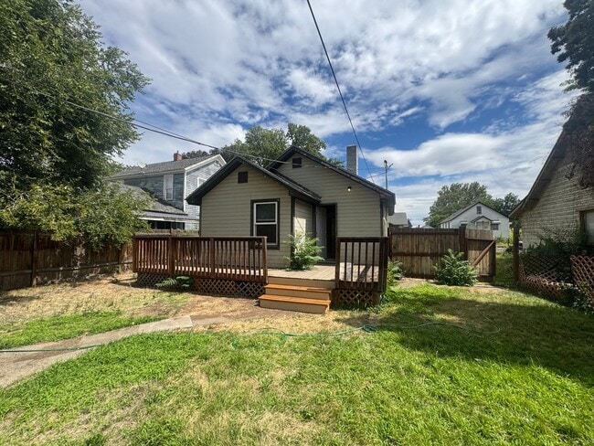 Building Photo - Non-Refundable & Security Deposit Total: $...