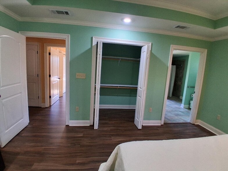 master bedroom - 3447 Derby Pl