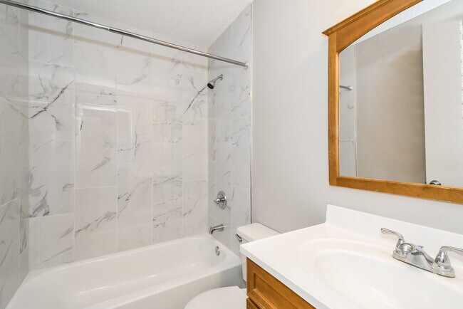 Building Photo - 278 Carriann Cove Ct