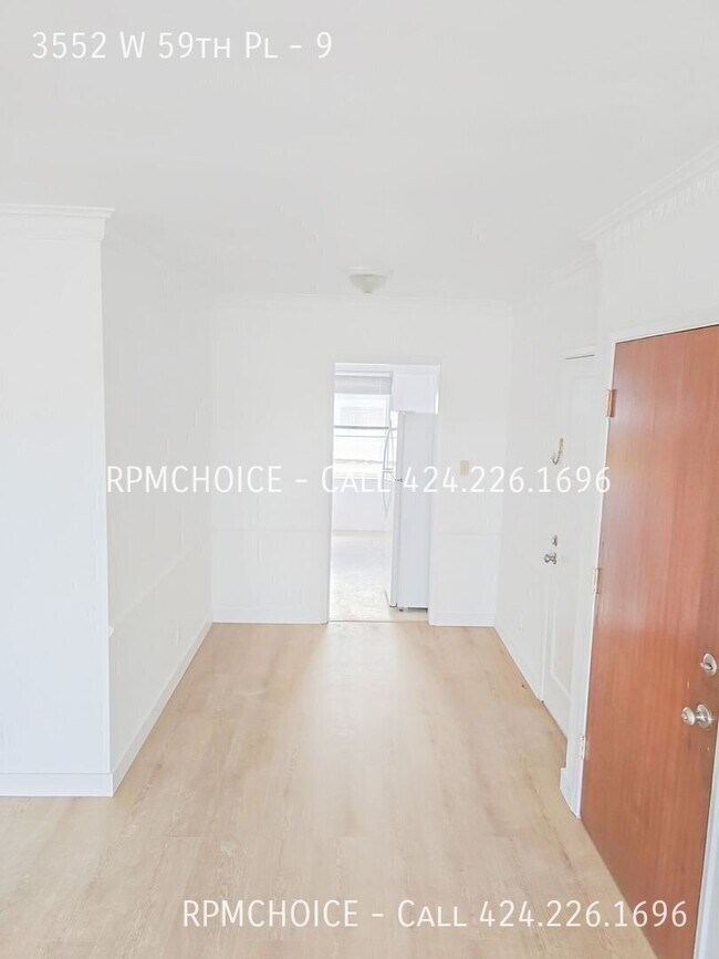 Building Photo - 3552 W 59th Pl