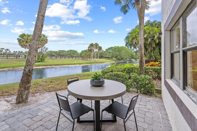 Building Photo - 2785 Polo Island Dr