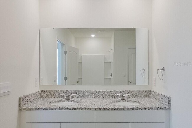 Building Photo - 32165 Katelin Cir