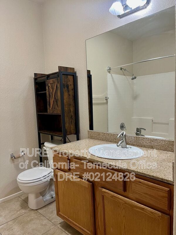 Building Photo - 24909 Madison Ave