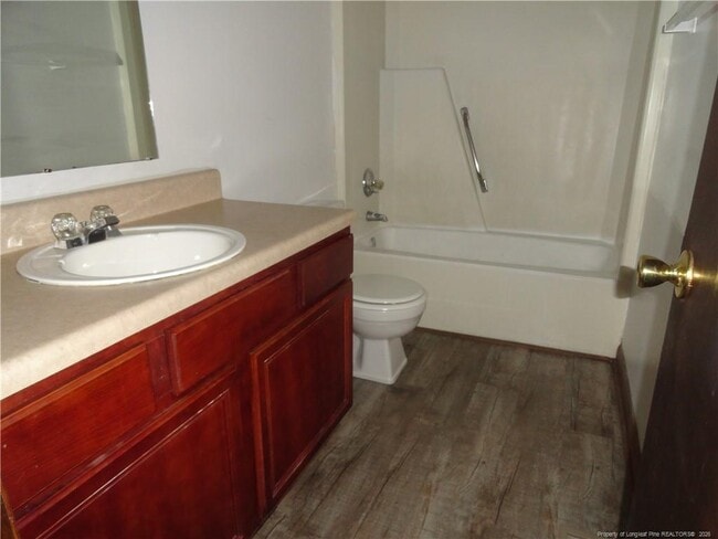 Building Photo - 495 Stiles Pl