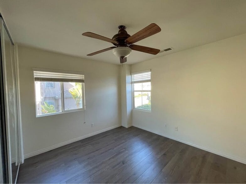 Building Photo - 35655 Winkler St