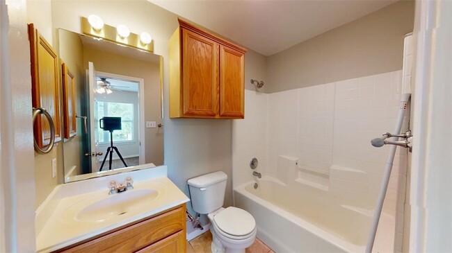 Building Photo - 2407 Pintail Loop